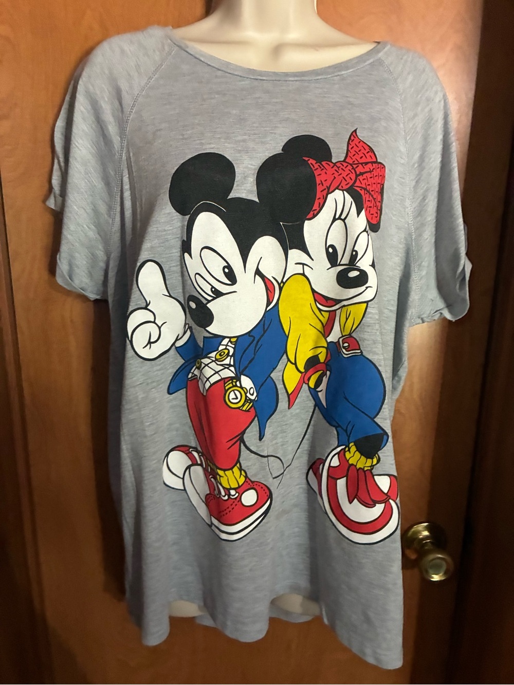 Disney Graphic T-Shirt Featuring Mickey & Minnie 2 Sided 2XL